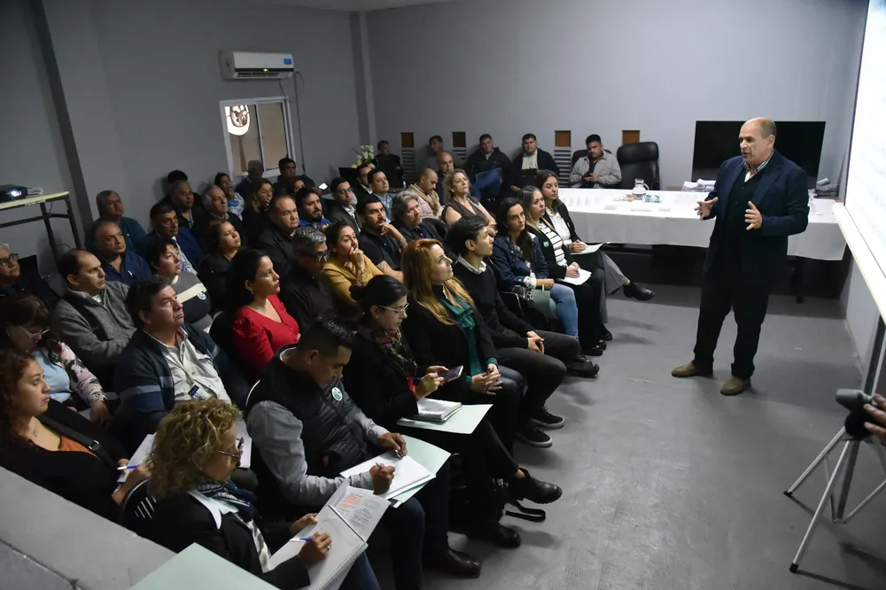 2025 capacitación de inspectores de ambiente en tribunal de faltas (2)