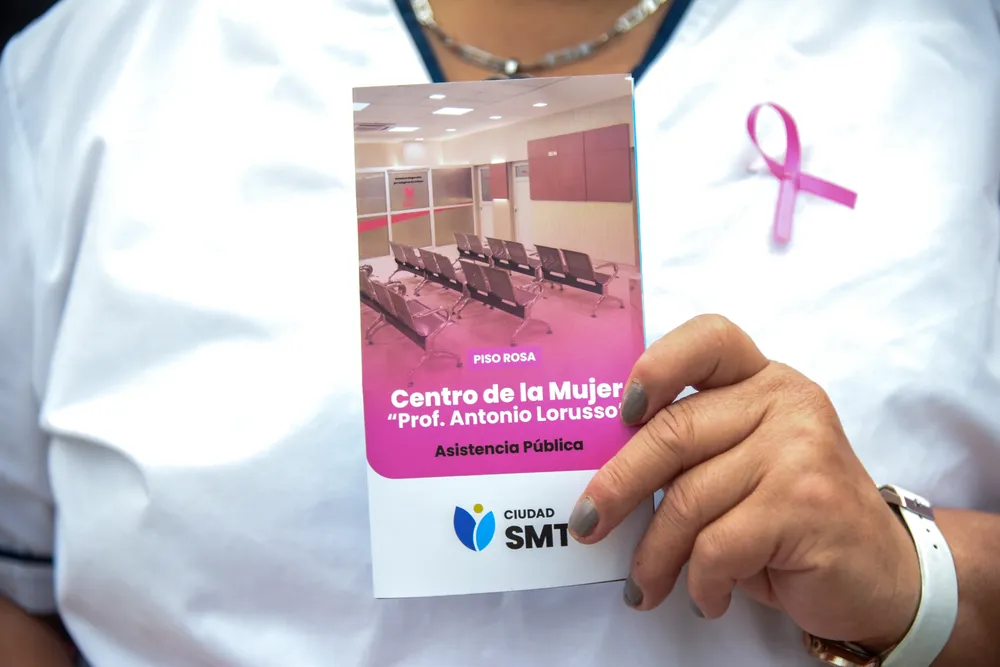 piso rosa Asistencia Pública Octubre Rosa