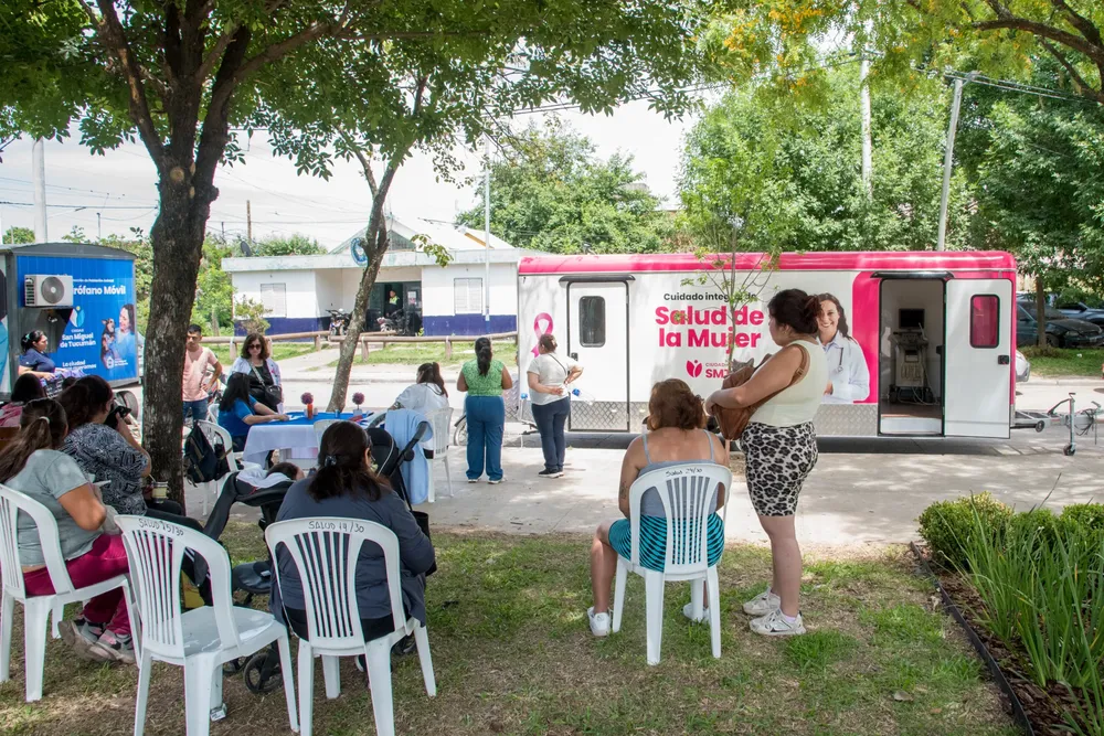 2025 tráiler de Salud de la mujer Barrio Diza (3)