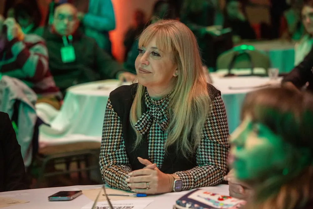 eb218ac6-2382-4846-b511-4aebb79e1f91