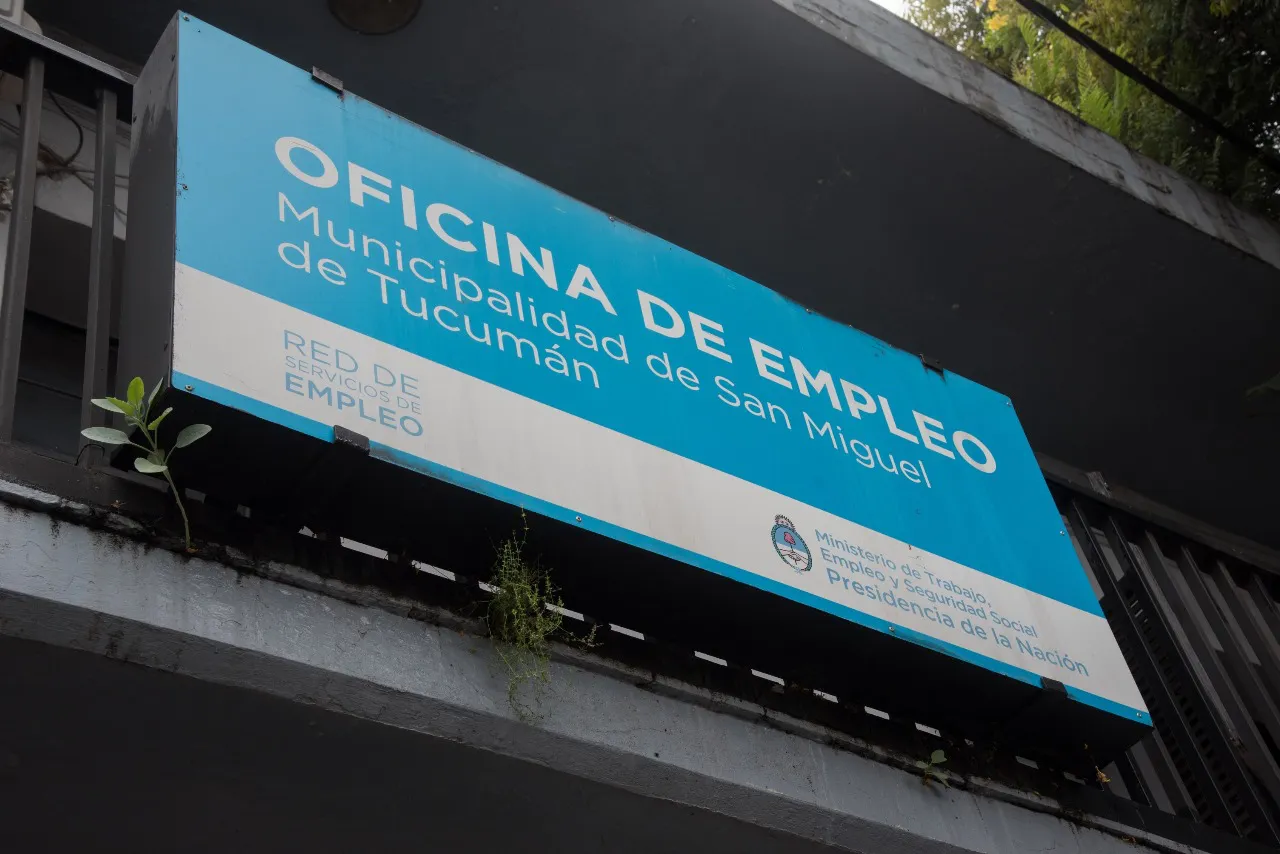 Ley Micaela Dir EmpleoWhatsApp Image 2024-04-11 at 11.44.20