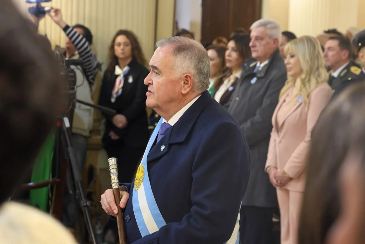 Rossana Chahla en los actos por el 210 aniversario de la Independencia (2)