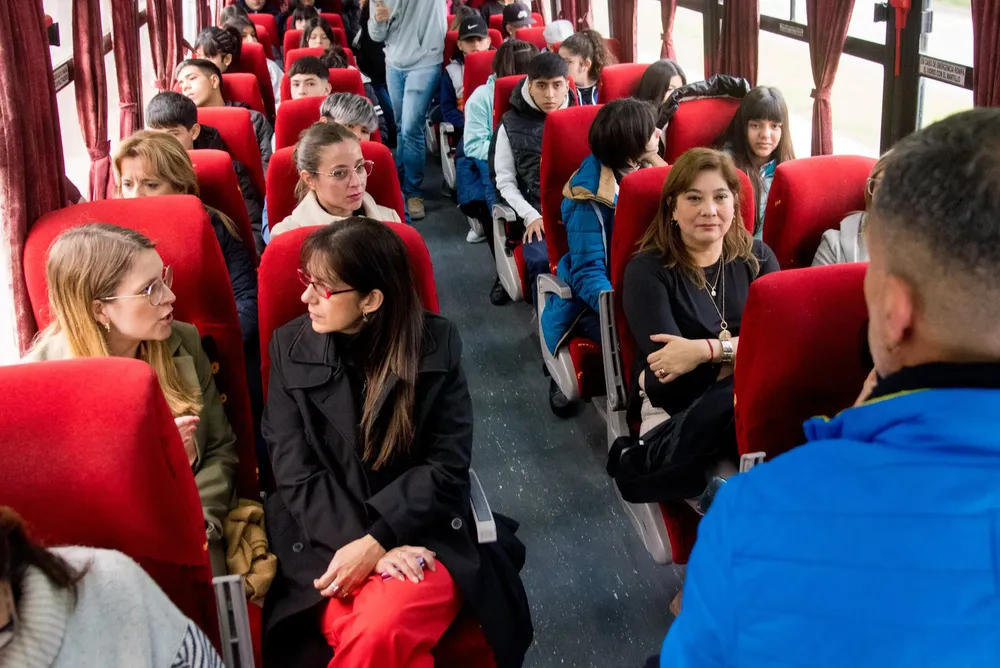 bus turístico escuela Alfonsina Storni reflexión 3