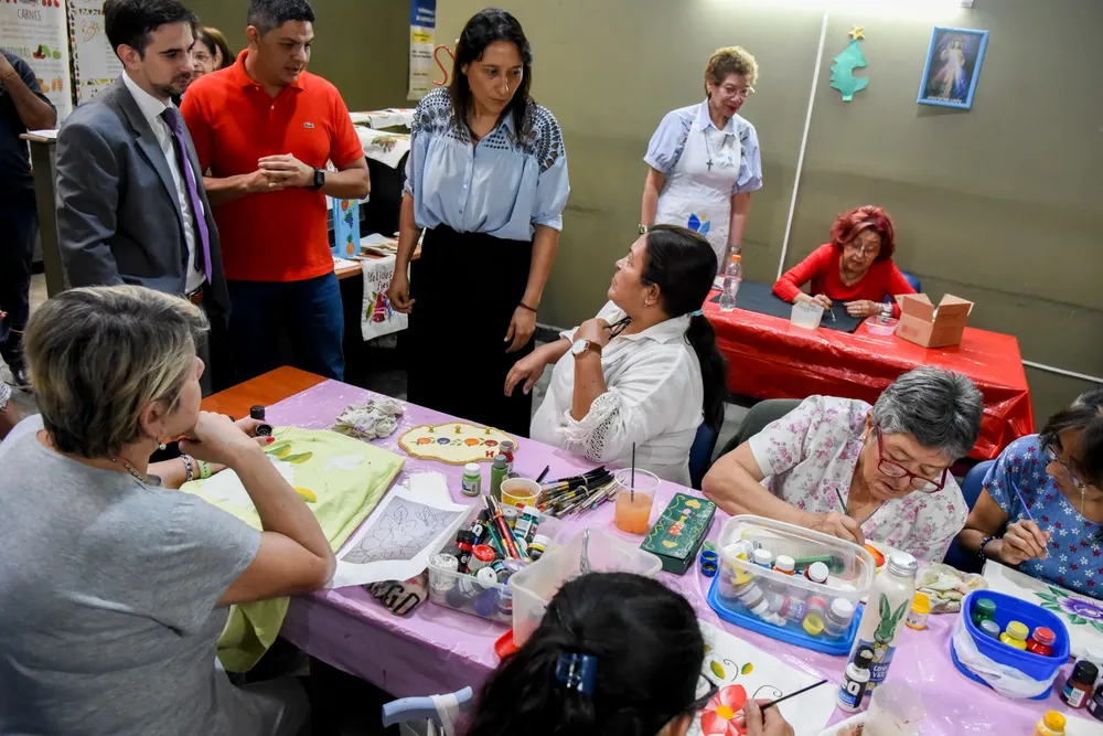 taller de pintura programas sociales avenida Juan B Justo 6