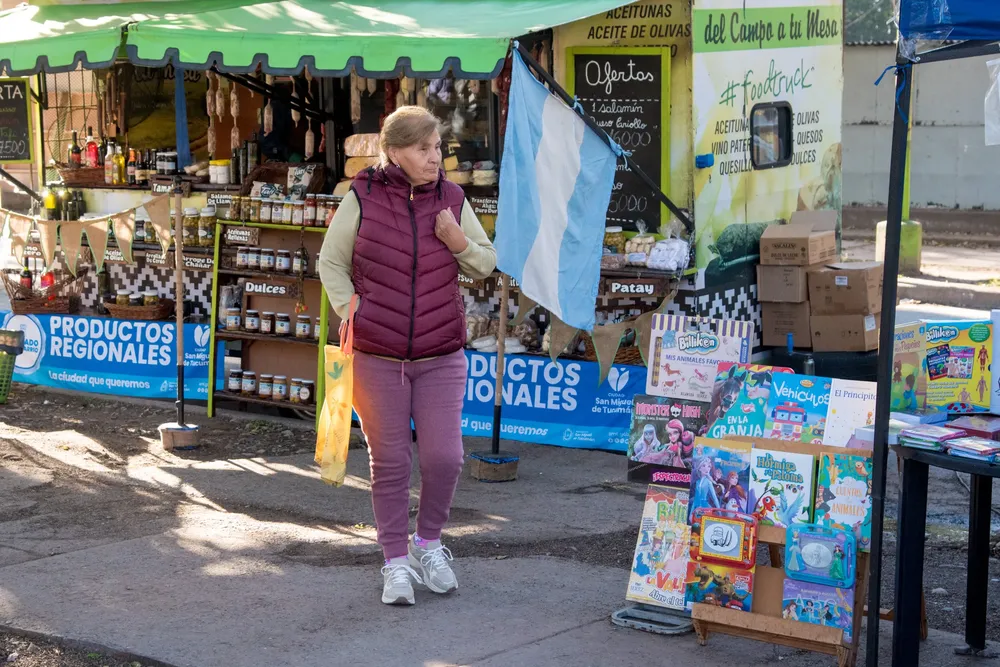 2025 mercado en tu barrio Oeste II (1)