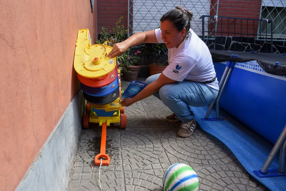 2025 operativo control focal contra dengue barrio Kennedy 7