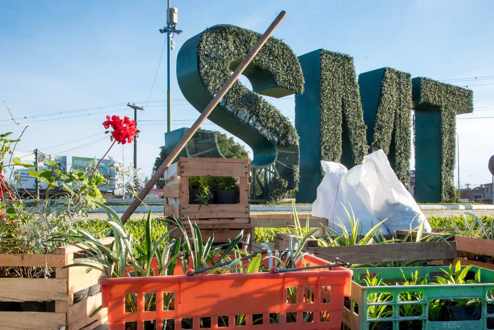 revalorización rotonda san cayetano espacios verdes 7