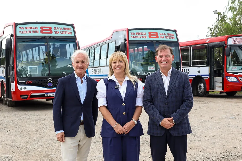2025 intendenta nuevos colectivos linea 8 (1)