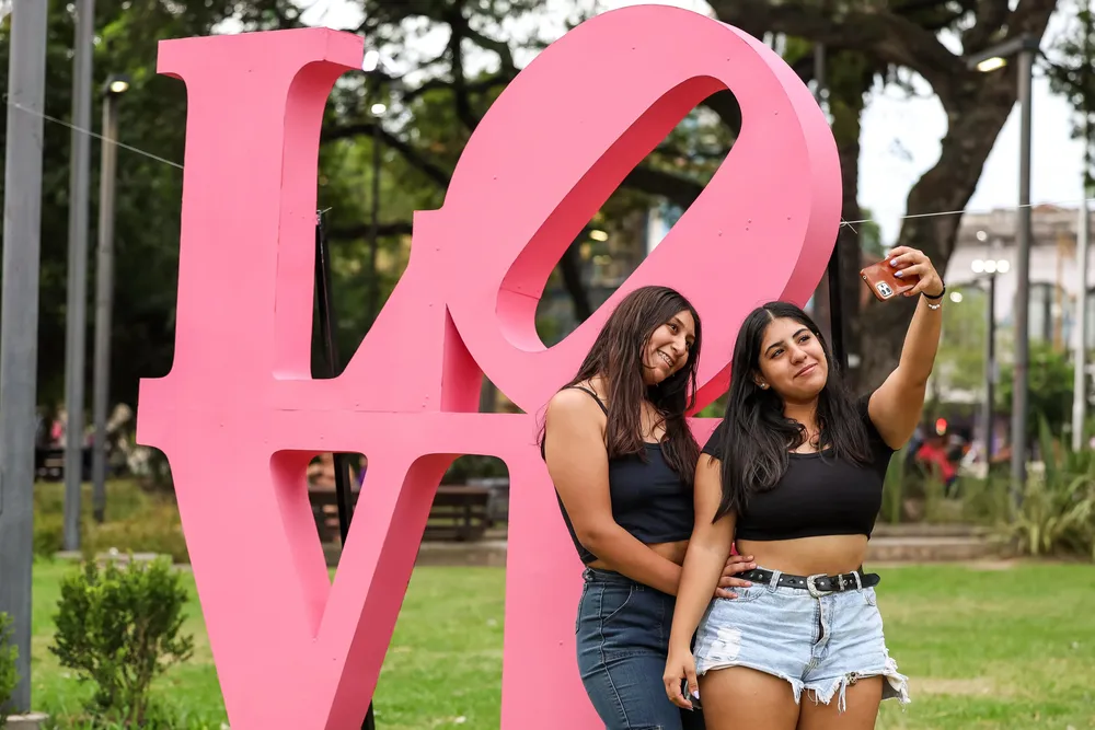 2025 cartel Love dia de los enamorados san valentin 1