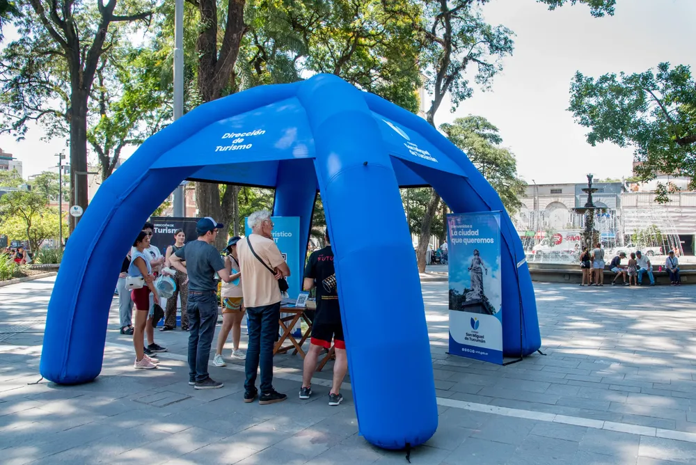 2025 jornada promoción turística y Bus Turístico Plaza Independencia 2