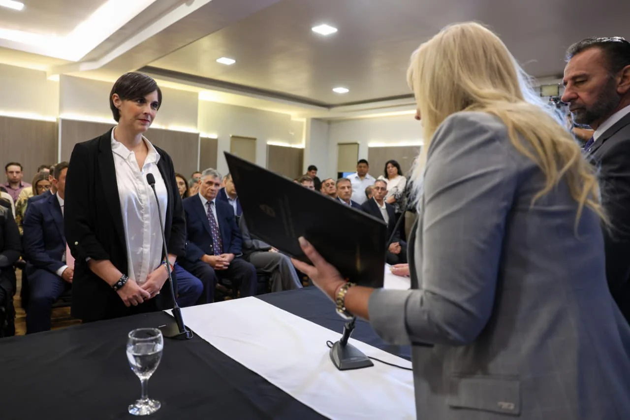 Asunción de nuevos miembros del gabinete municipal (8)