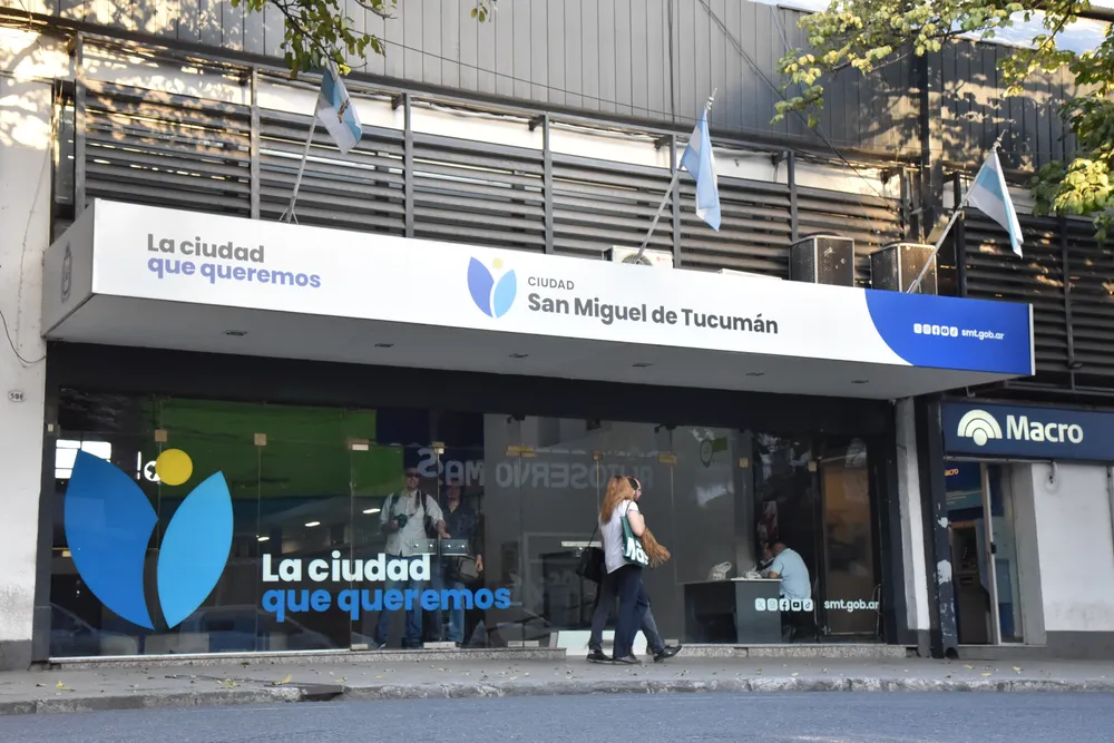 2026 fachada feriado