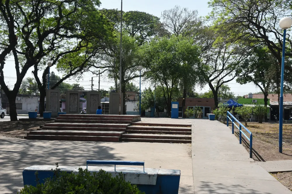 WhatsApp Image 2025-10-16 at 12.53.46 (1)