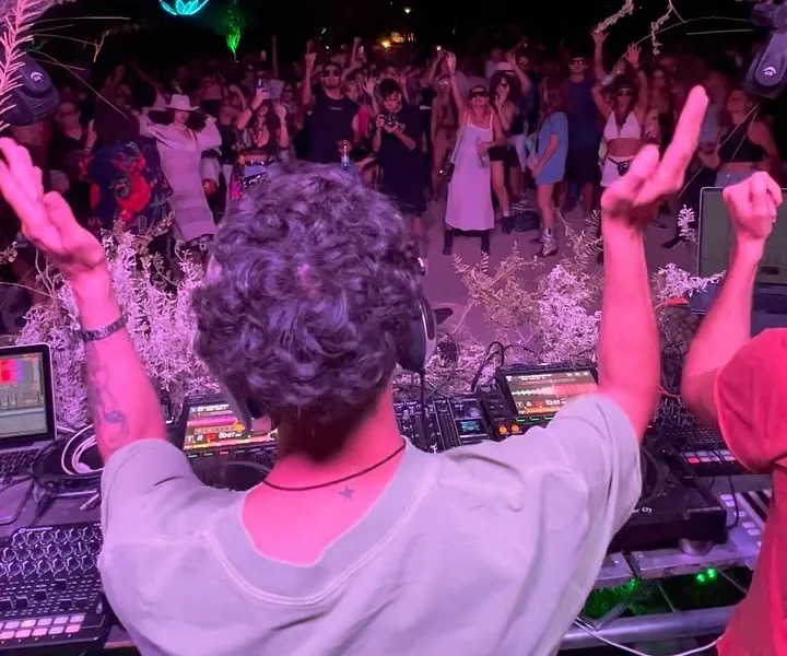 ramirobulzoni.music DJ (1)