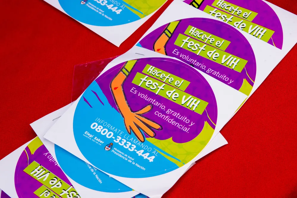 2025 campaña detección test HIV SIDA Plaza Independencia (1)