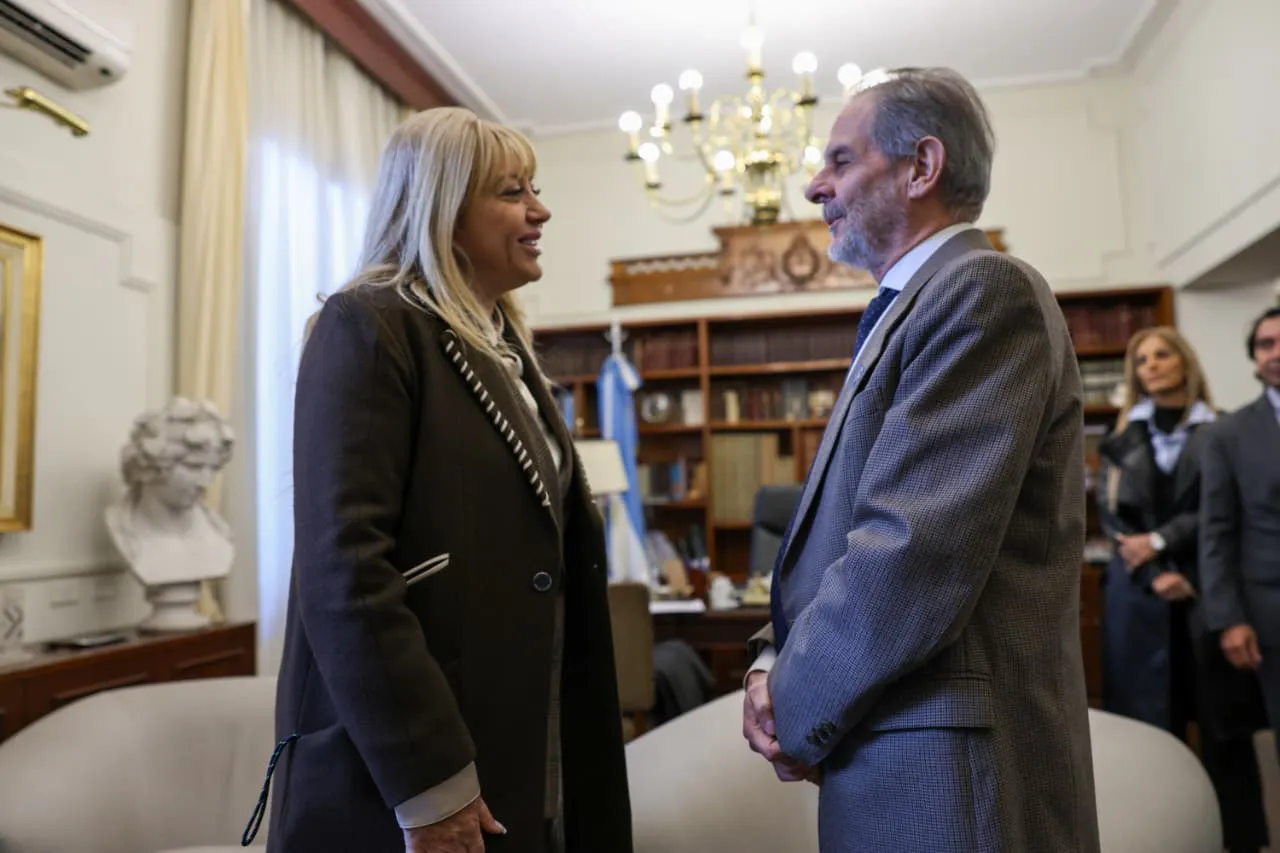 2025 convenio con UNT (1)