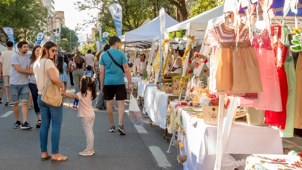 2025 feria emprendedores última del año
