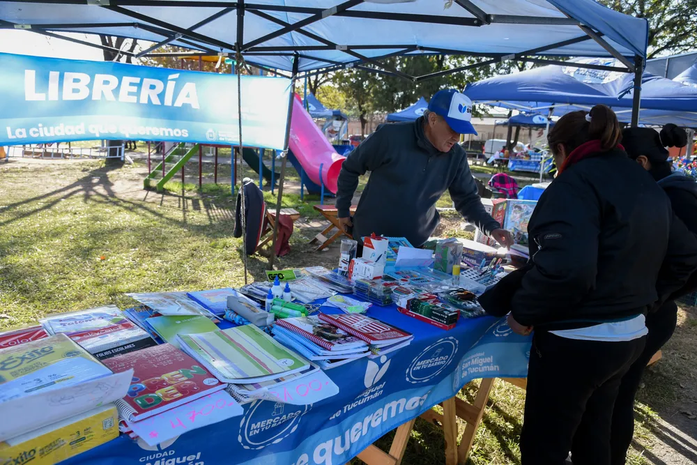 2025 mercado en tu barrio útiles escolares