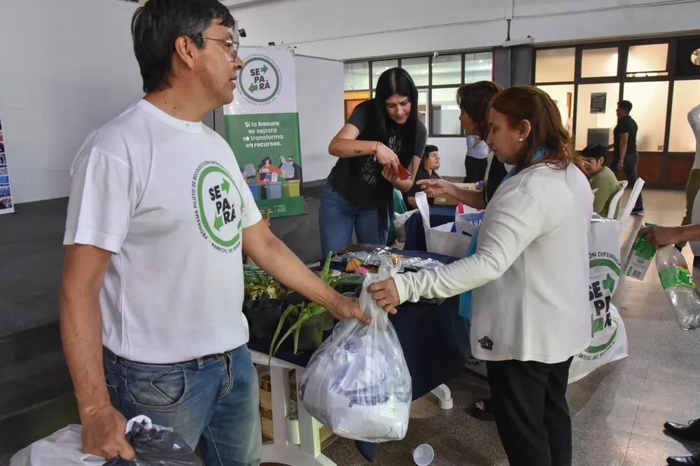 Eco canje en palacio municipal 2
