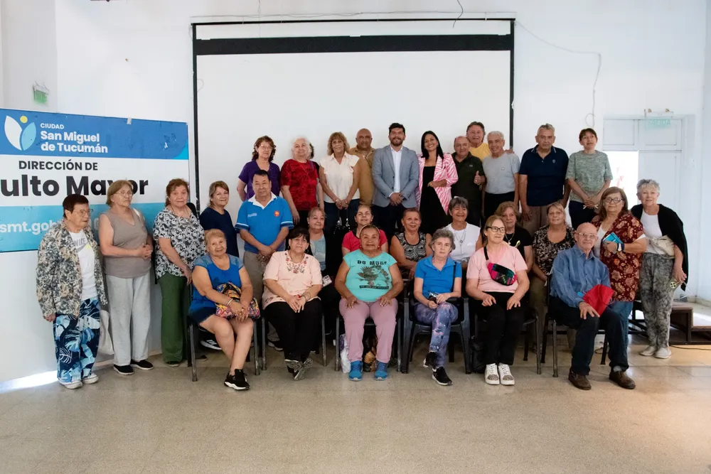 2026 colonia de adulto mayor clases de inglés (3)