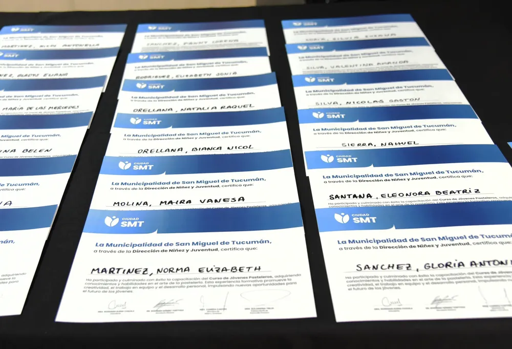 2025 finalización curso pastelería Niñez y Juventud Empleo Joven (3)