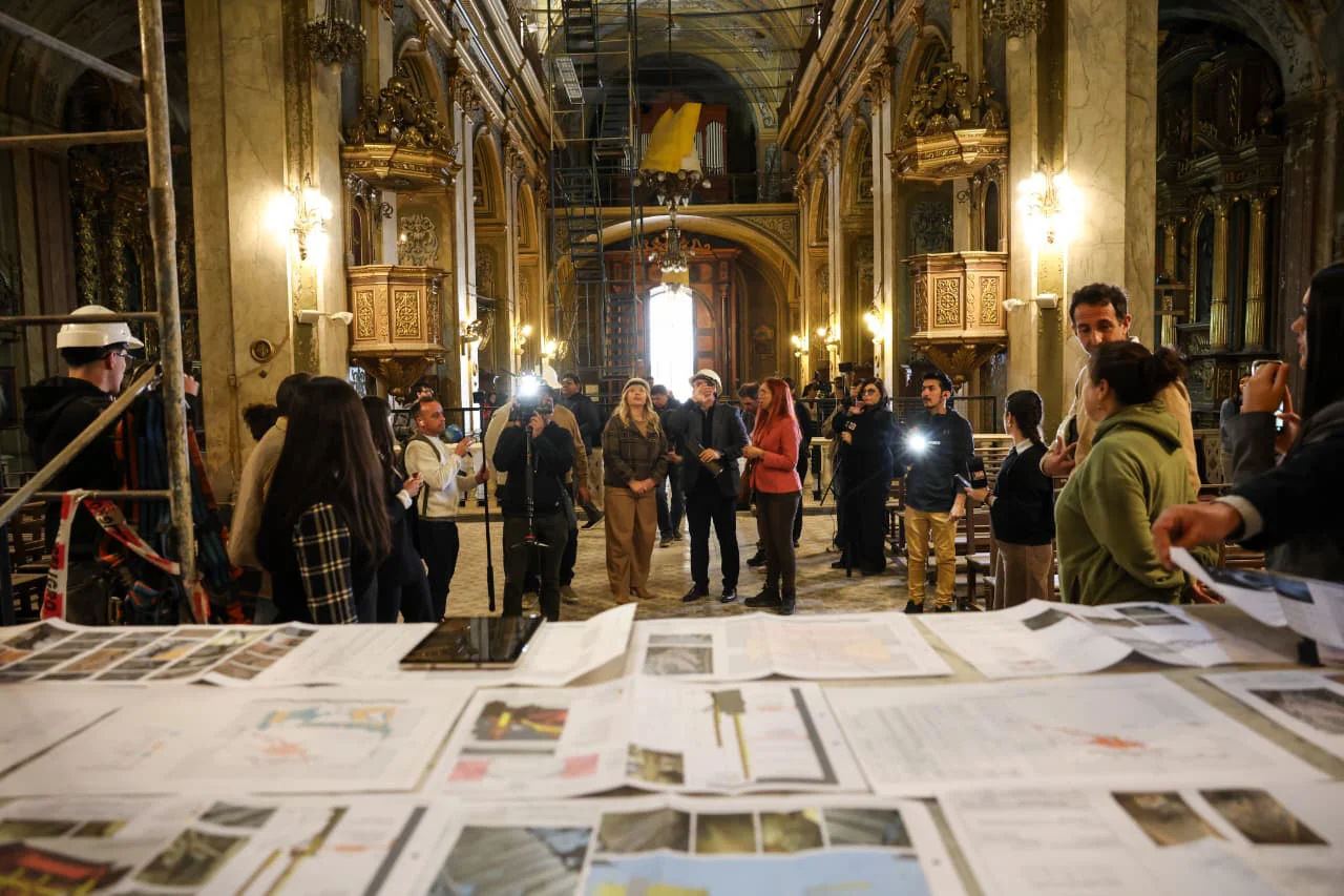 Recorrida por la última etapa de las obras estructurales en la Iglesa San Francisco (2)