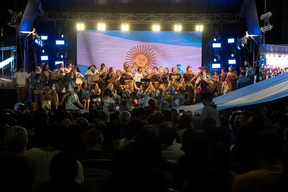 Revolución Artistica Plaza Independencia (27).jpg