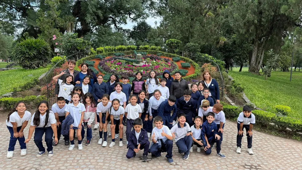 bus turístico educativo para ilustrar 4