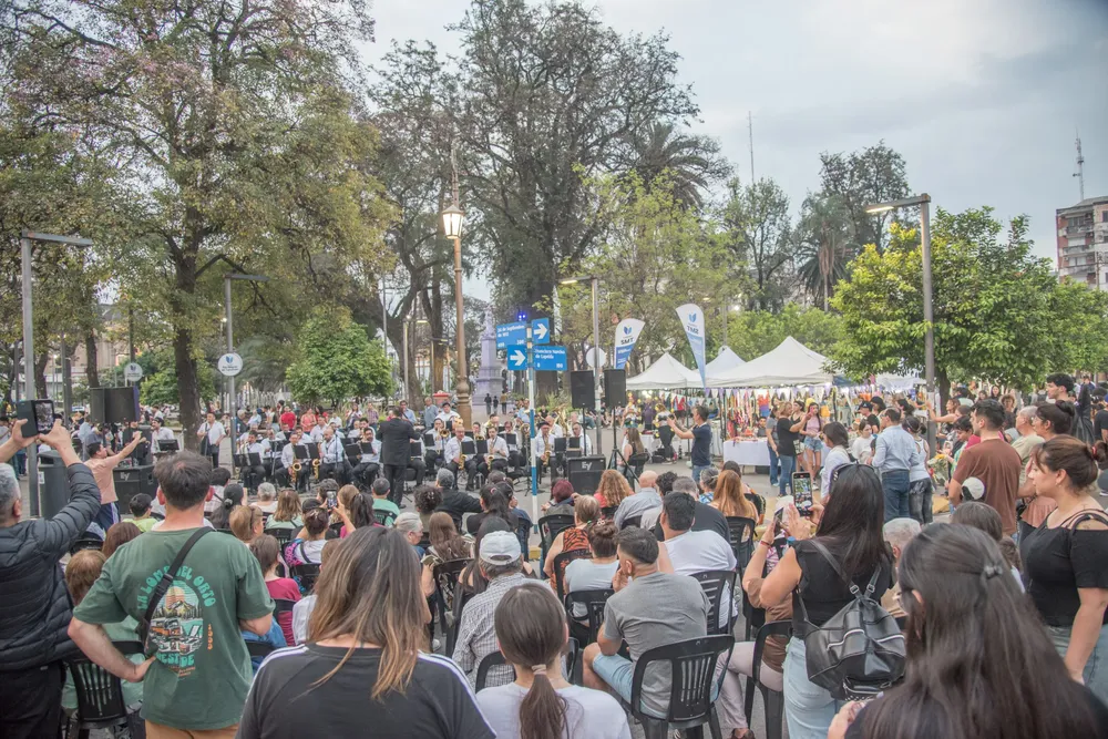 2026 jornada bienvenida primavera plaza independencia (5)