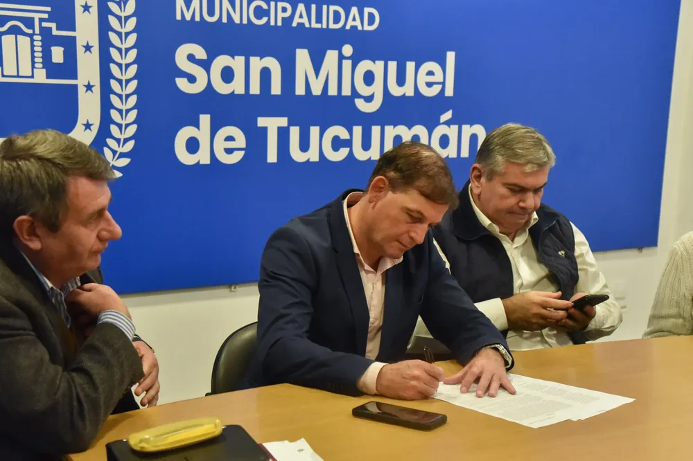 5ddfb44a-cd48-4b22-be19-744556e1a91b