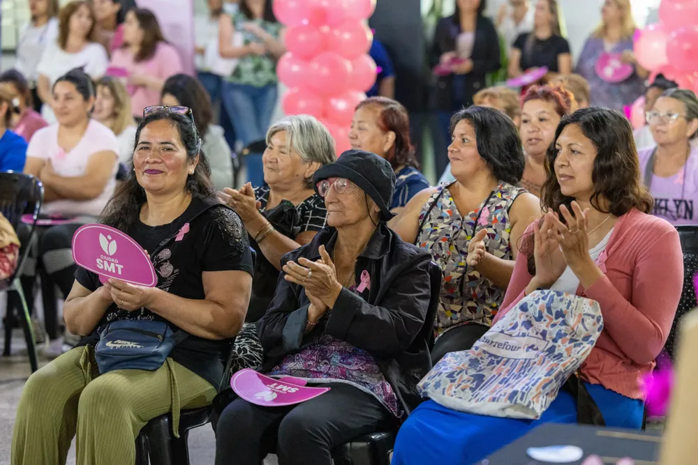 Intendenta jornada prevención cáncer de mama 7