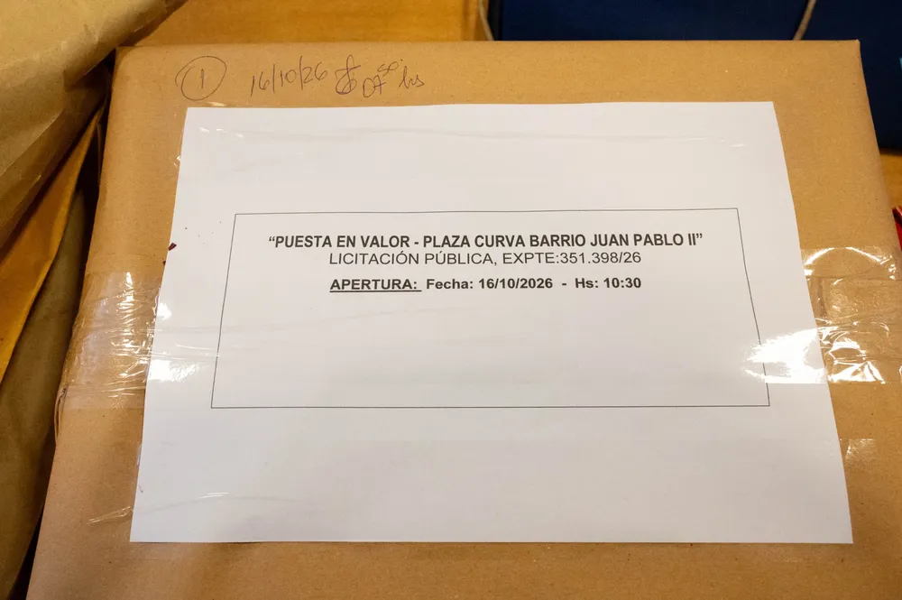 2026 licitación plaza curva barrio Juan Pablo II (1)