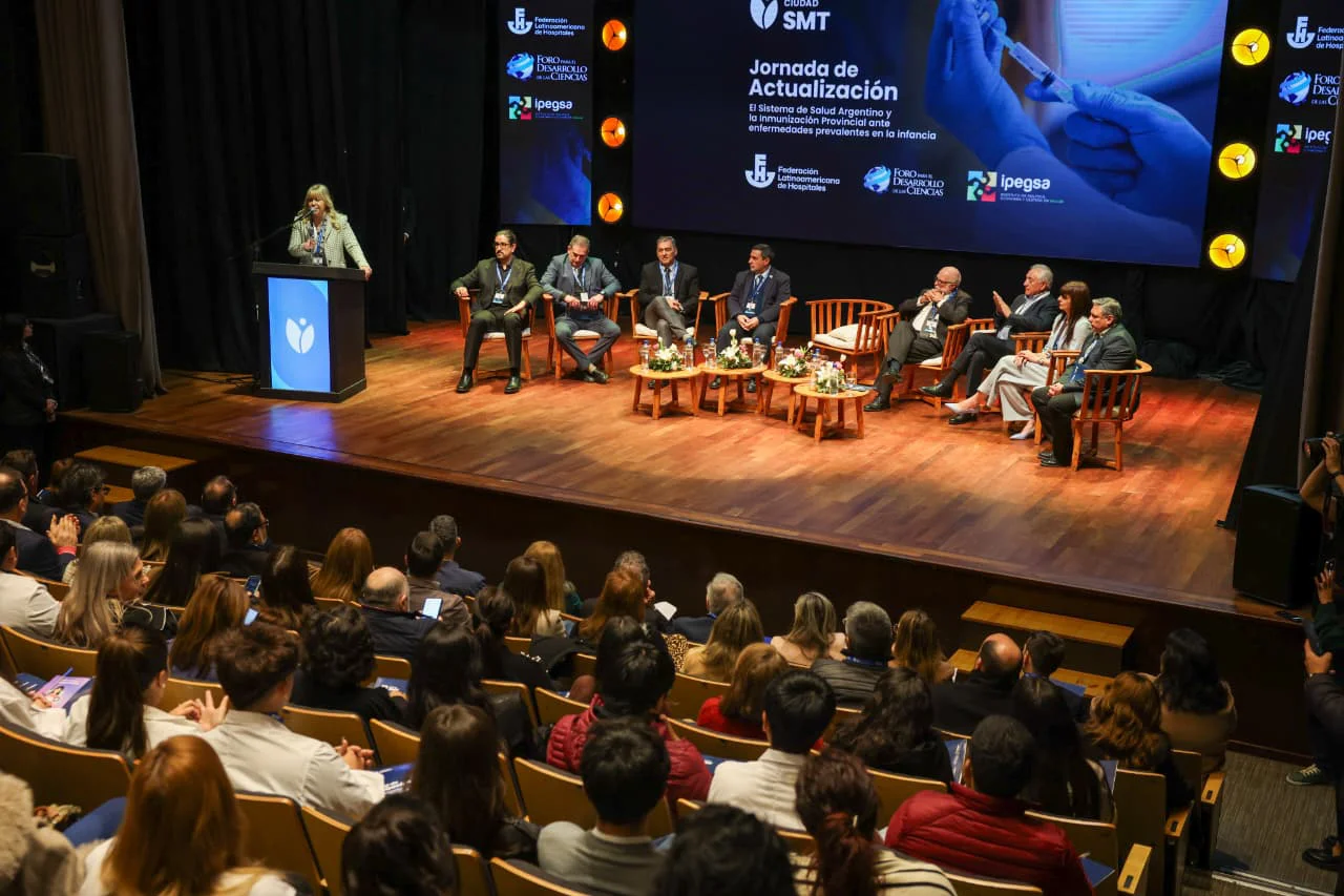 2026 RC en jornada de actualización sobre inmunización (3)