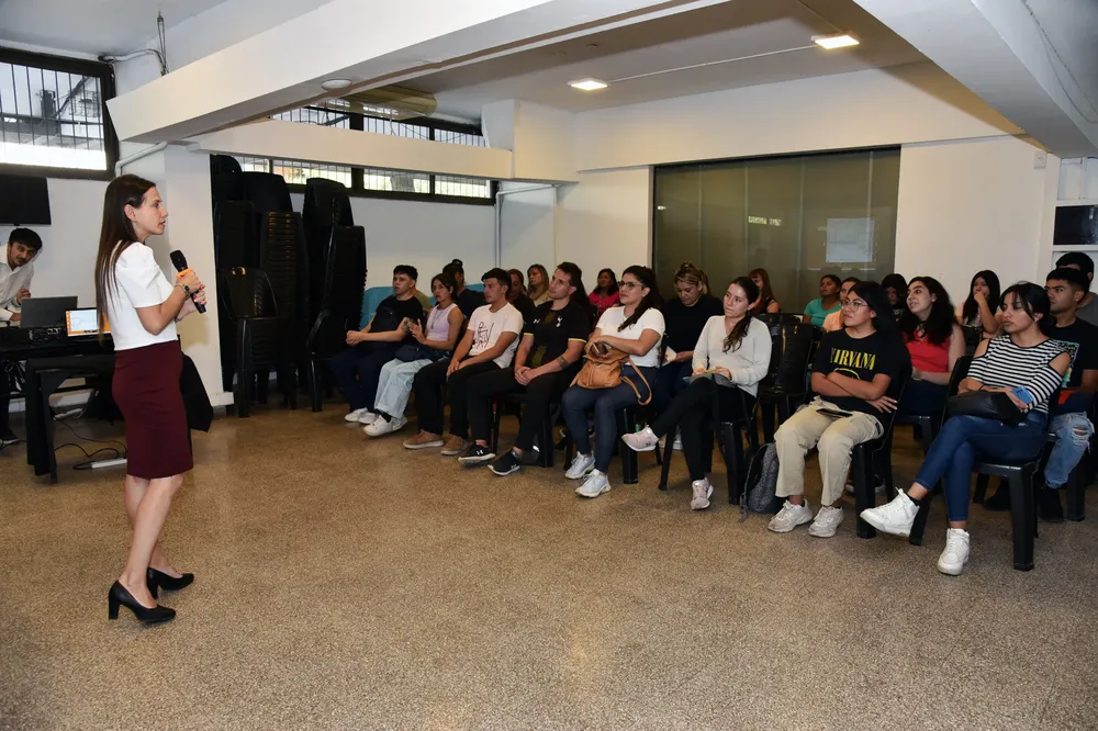 6ta jornada Empleo JovenWhatsApp Image 2024-04-18 at 20.02.38