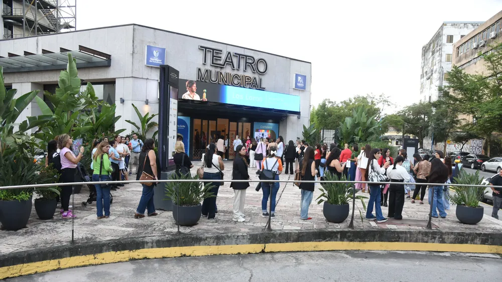 2026 fachada teatro rosita ávila julio