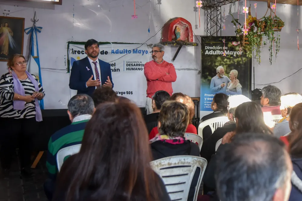 2025 charla violencia de género adultos mayores centro de jubilados (1)