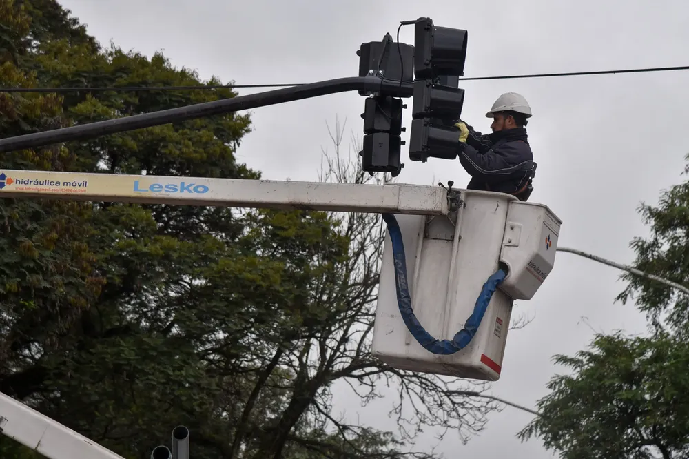 00db65b4-a78c-432d-8e17-212cc81ad67b