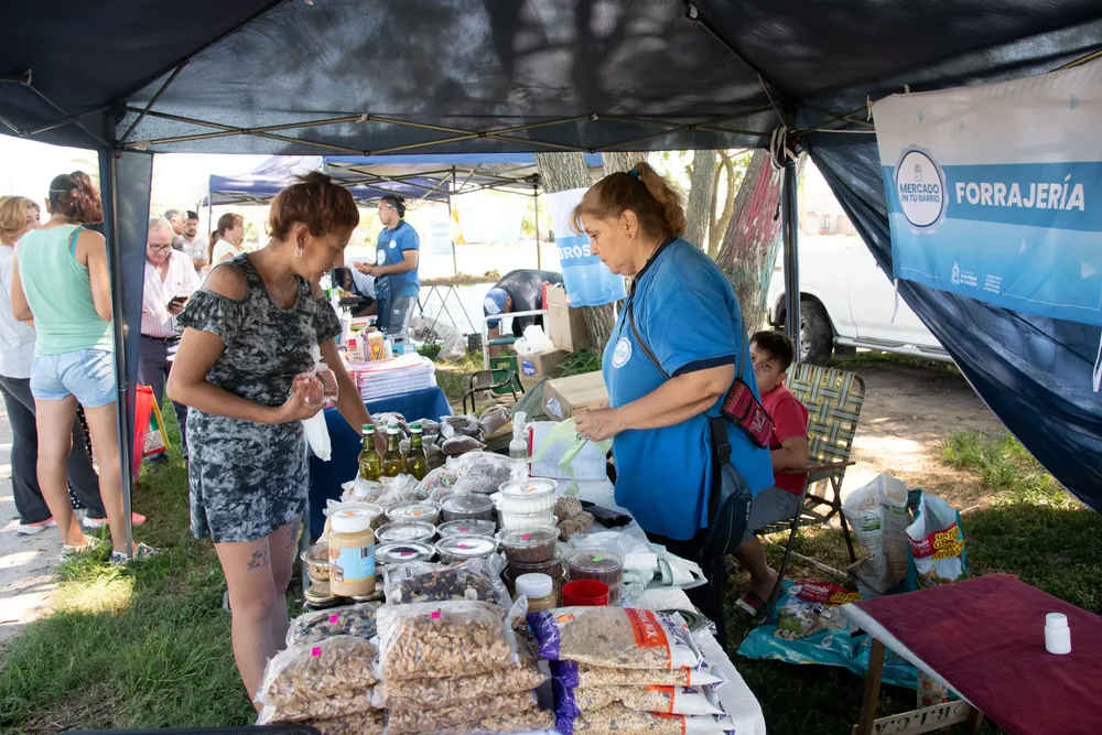 Mercado en Manantial