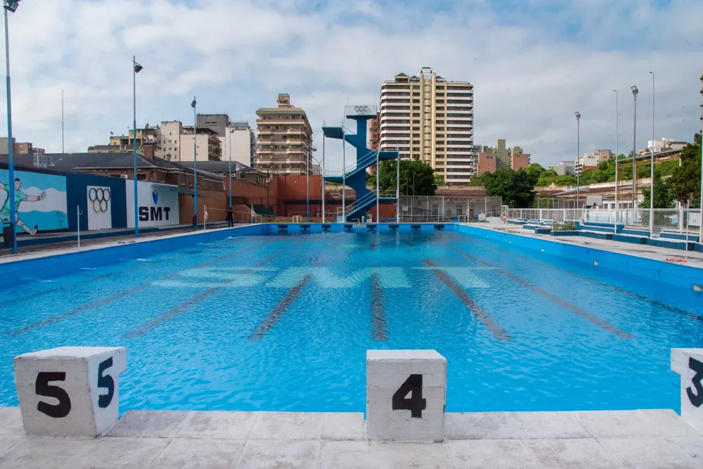 Remodelación del Complejo ledesma y pileta 4