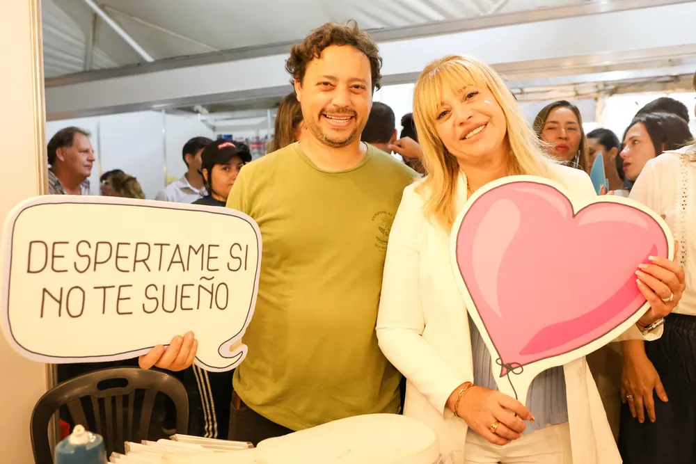 2025 intendenta en feria del libro infanto juvenil (2)
