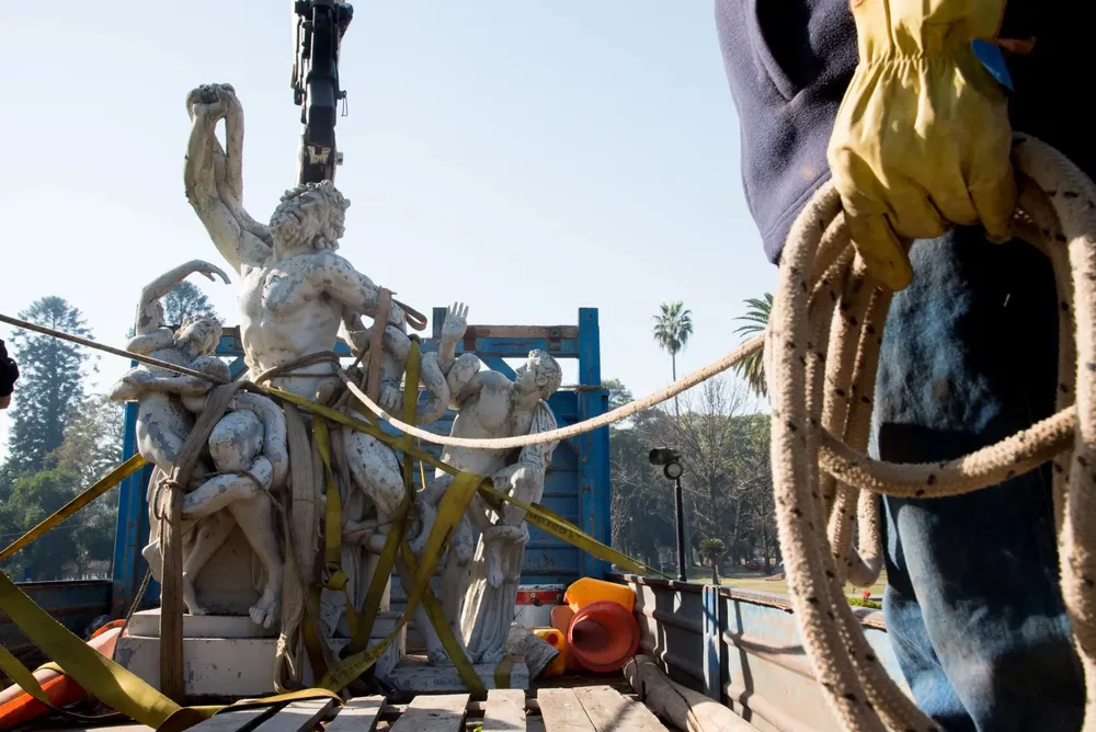 escultura parque 9 de julio para ilustrar