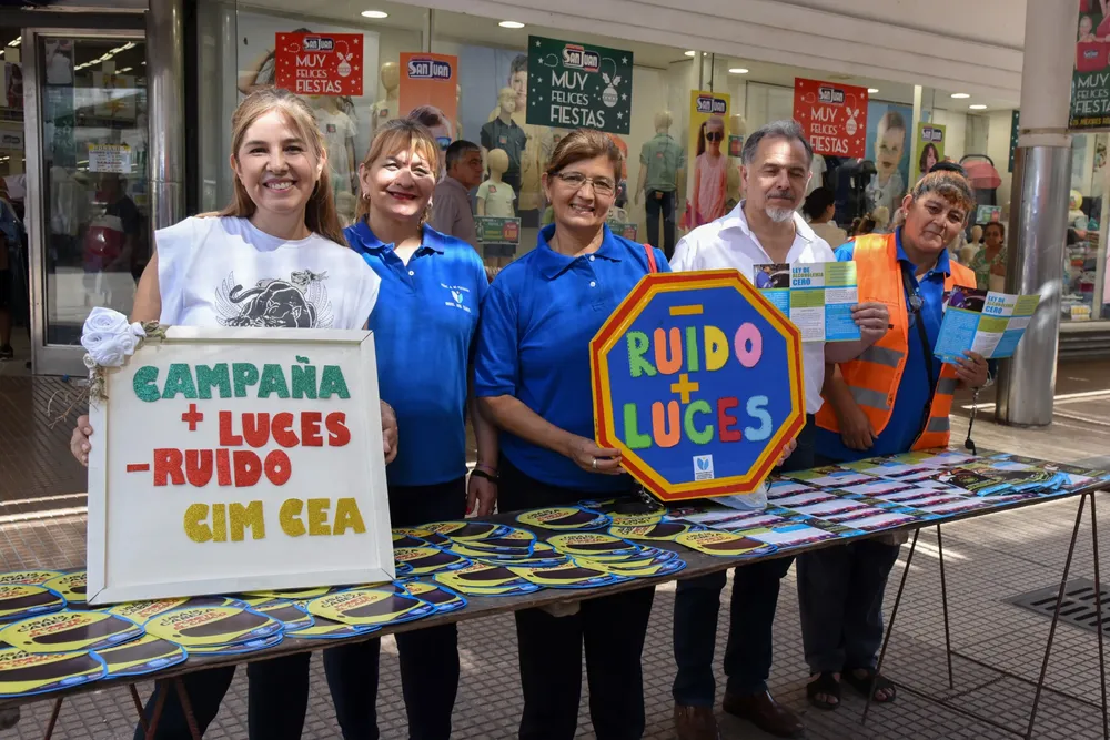 campaña mas luces menos ruido pirotecnia peatonal 6