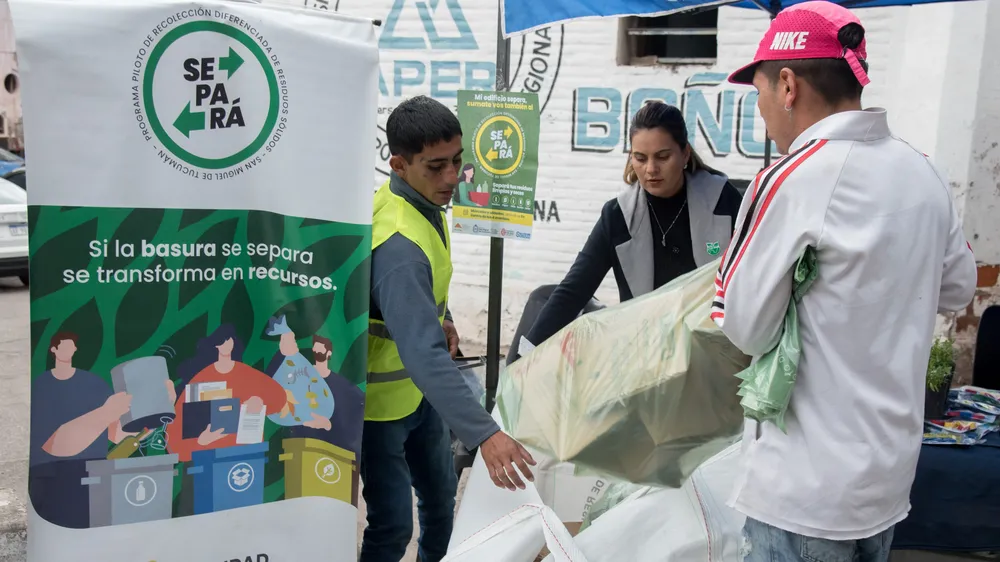 2025 eco canje ilustración noviembre