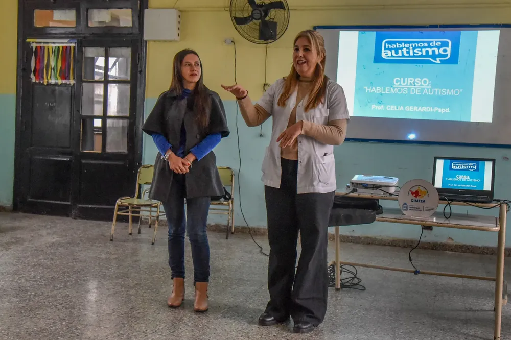 capacitación autismo cim tea escuela 49 2
