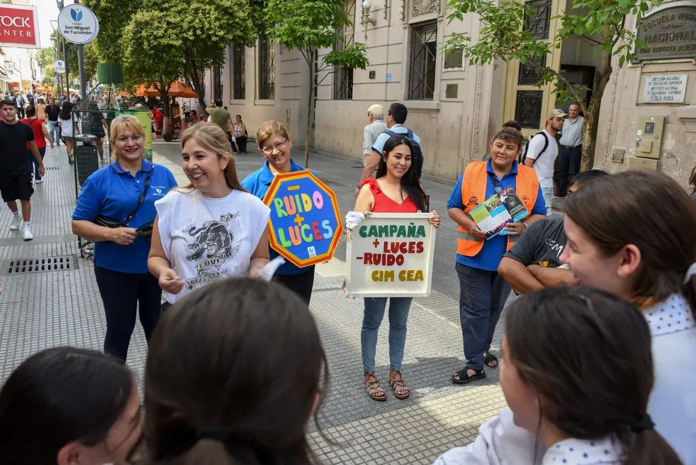 campaña mas luces menos ruido pirotecnia peatonal 2