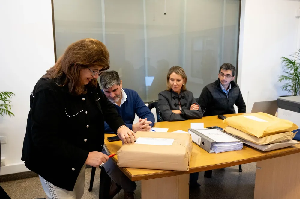 2026 presupuesto participativo licitación Plaza Democracia Barrio Casino  (1)