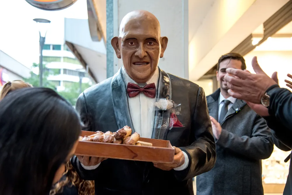 2025 homenaje a Don Rojas vendedor de cubanitos (3)