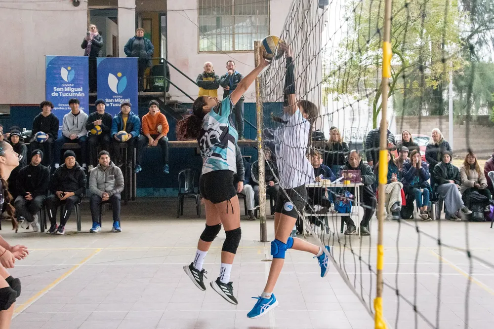2025 final voley femenino complejo ledesma (2)