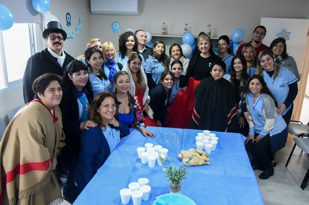 2025 festejo 25 de mayo casa azul (1)