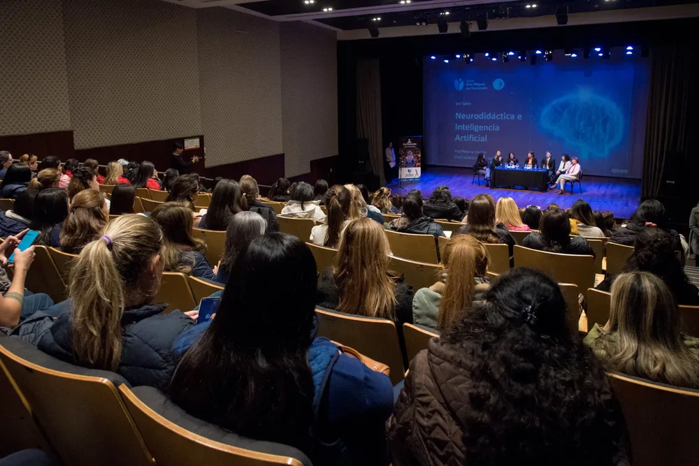 2025 curso ser docente mes de la educación IA y neurodidáctica (2)